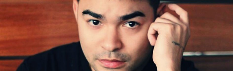 Yudi é um cantor, dançarino, ator e apresentador